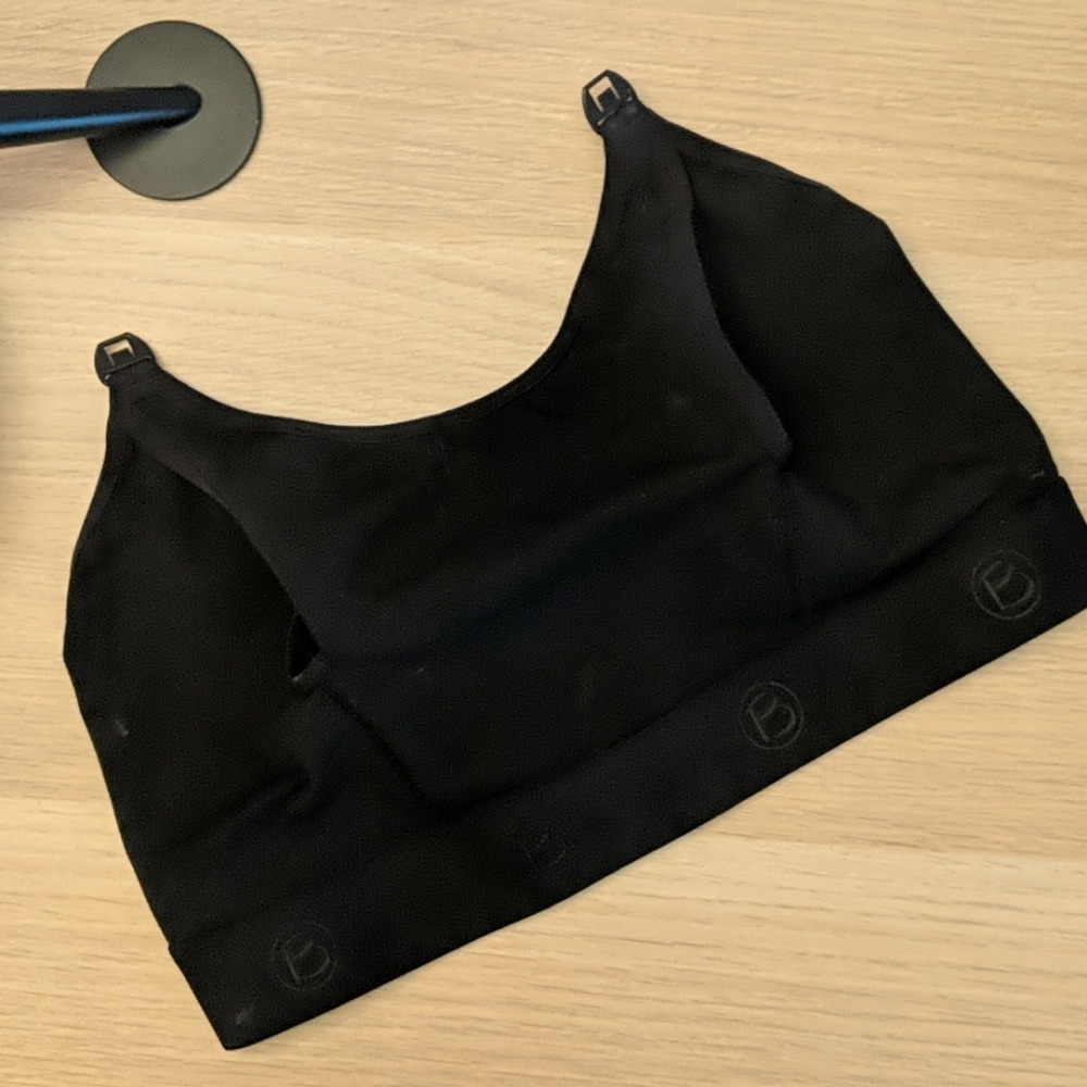 Bravado Clip and Pump Hands-Free Accessory